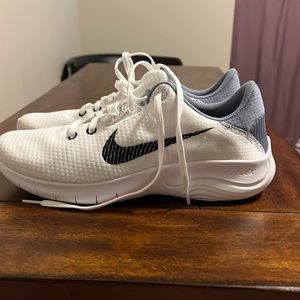 Men’s Nike Flex White/Grey Shoes (Size Men’s  9.5) - Brand New